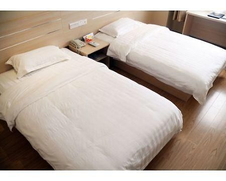 Super 8 Nanjing Jiefang Road Hotel Exterior photo