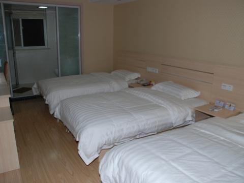 Super 8 Nanjing Jiefang Road Hotel Exterior photo